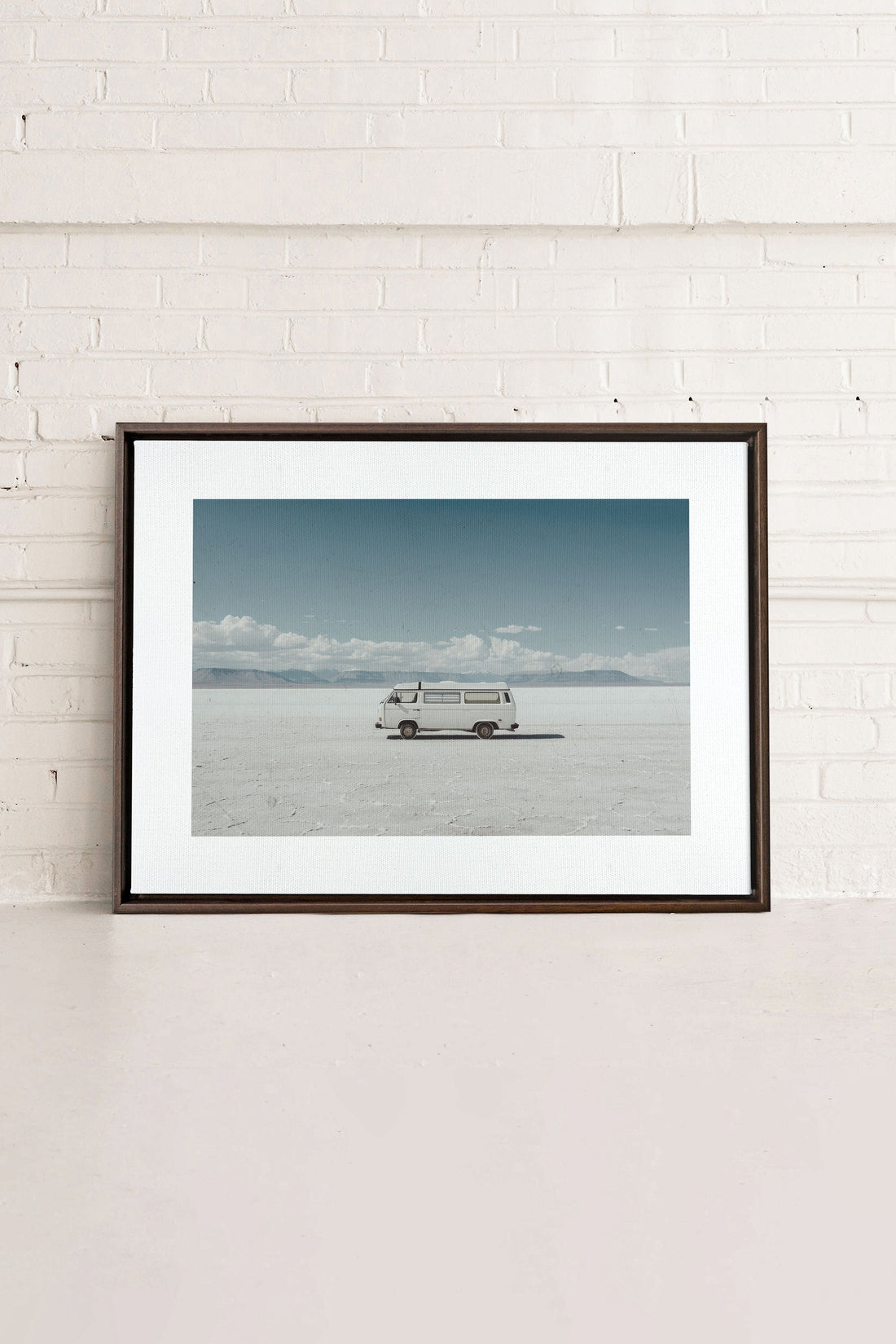 OLEKA CANVAS - WILDERNESS, Oeuvre sur toile étirée, encadré Brun Noyer