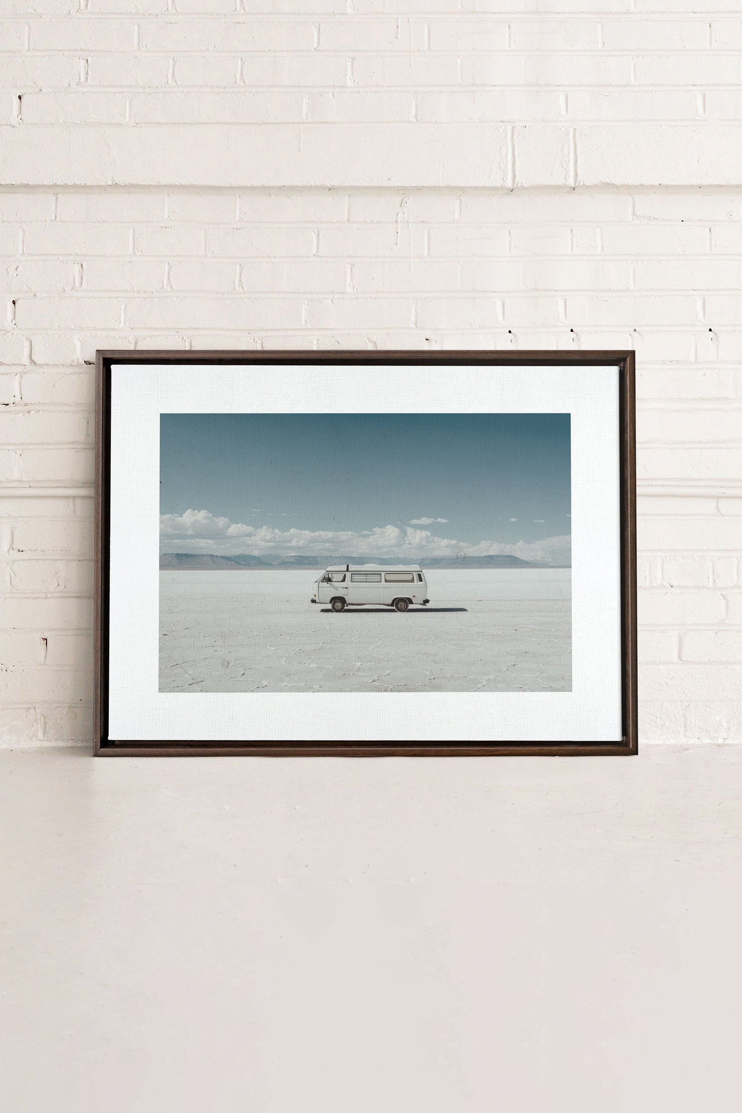 OLEKA CANVAS - WILDERNESS, Oeuvre sur toile étirée, encadré Brun Noyer