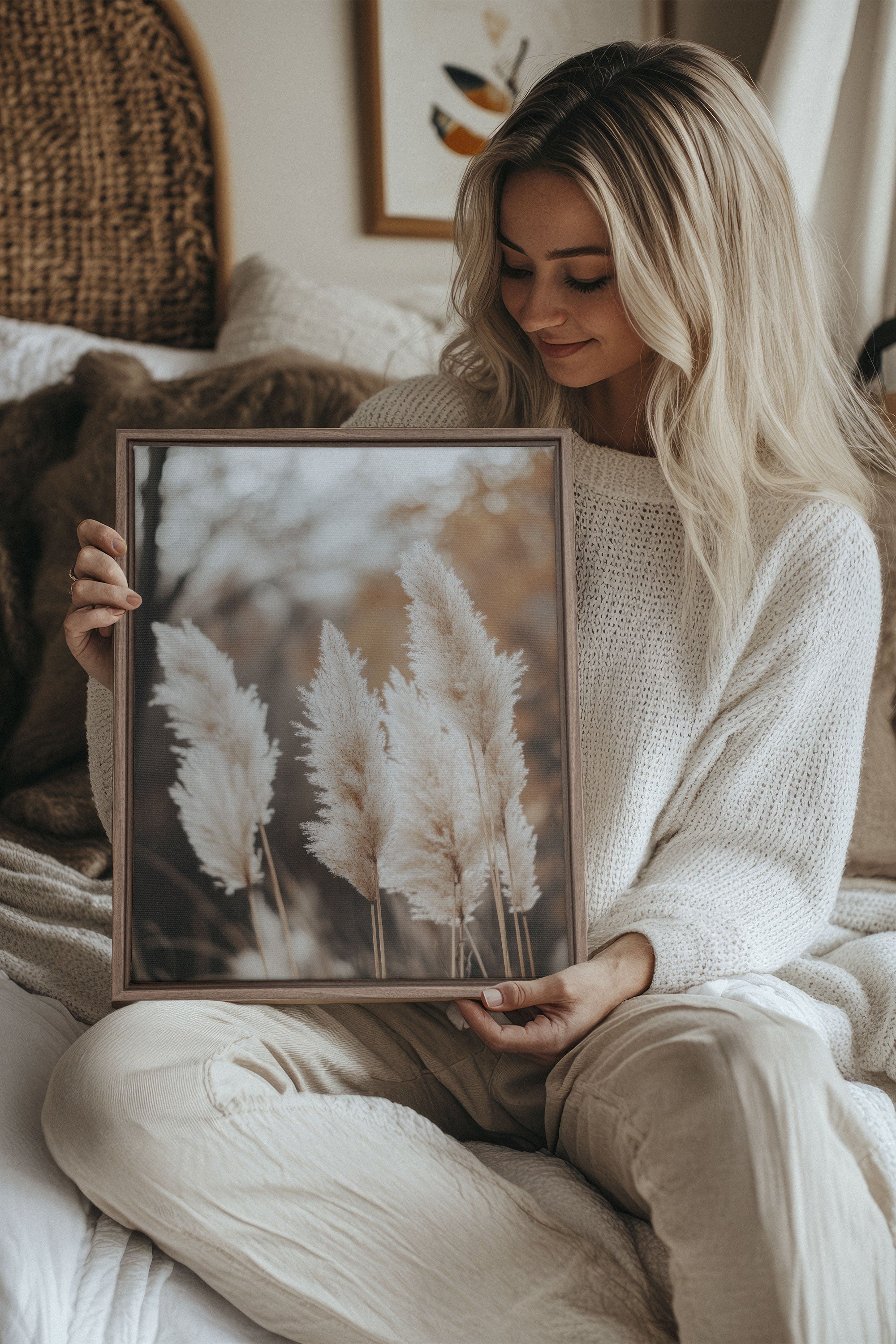 OLEKA CANVAS - GOLDEN FEATHER, Oeuvre sur toile étirée, encadré Brun Chêne