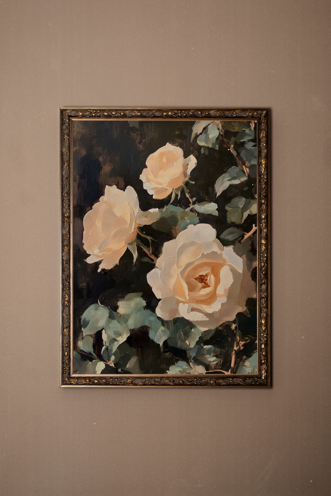 FLEUR DE VELOURS, Oeuvre sur toile rigide, encadré Vintage Bronze