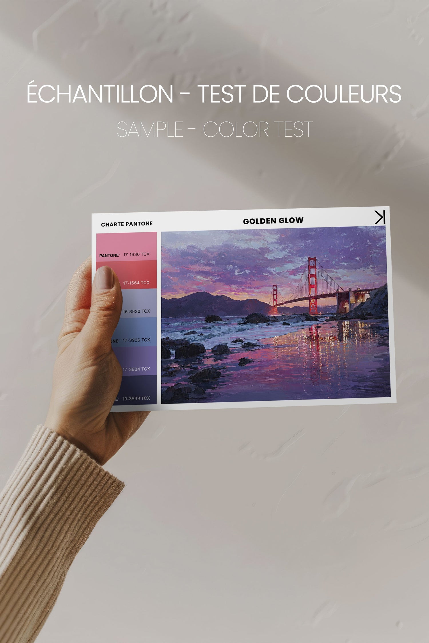 OLEKA CANVAS - GOLDEN GLOW, Oeuvre sur toile étirée, encadré Brun Noyer