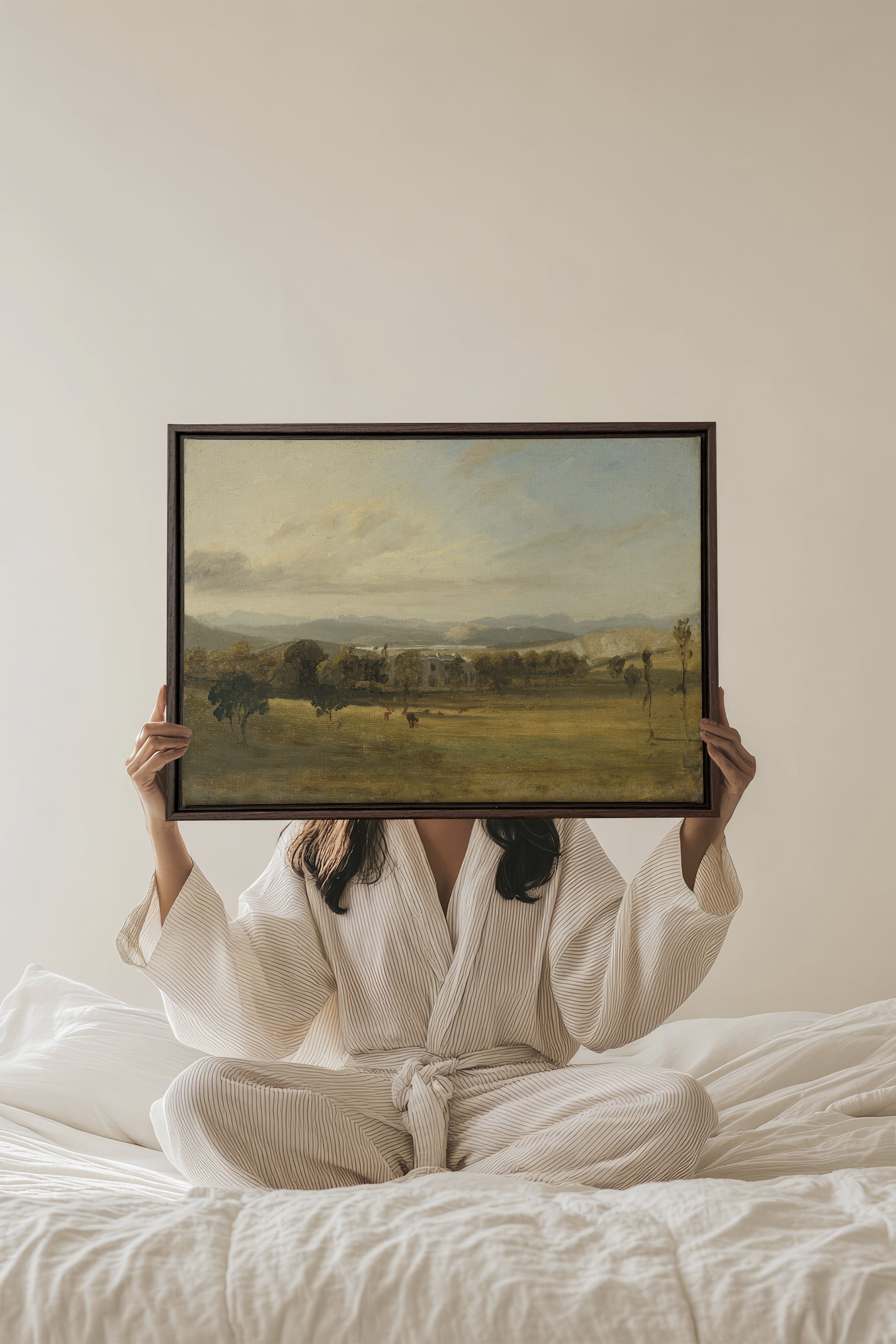 OLEKA CANVAS - SOUFFLE DORÉ, Oeuvre sur toile étirée, encadré Brun Noyer