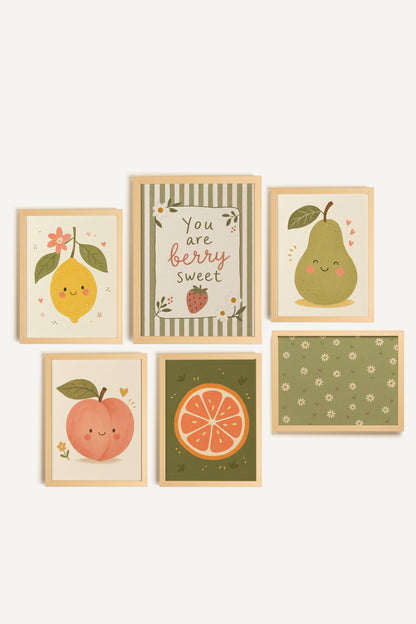 Petits Bonheur Fruités, set of 5 works on rigid canvas, natural light frame