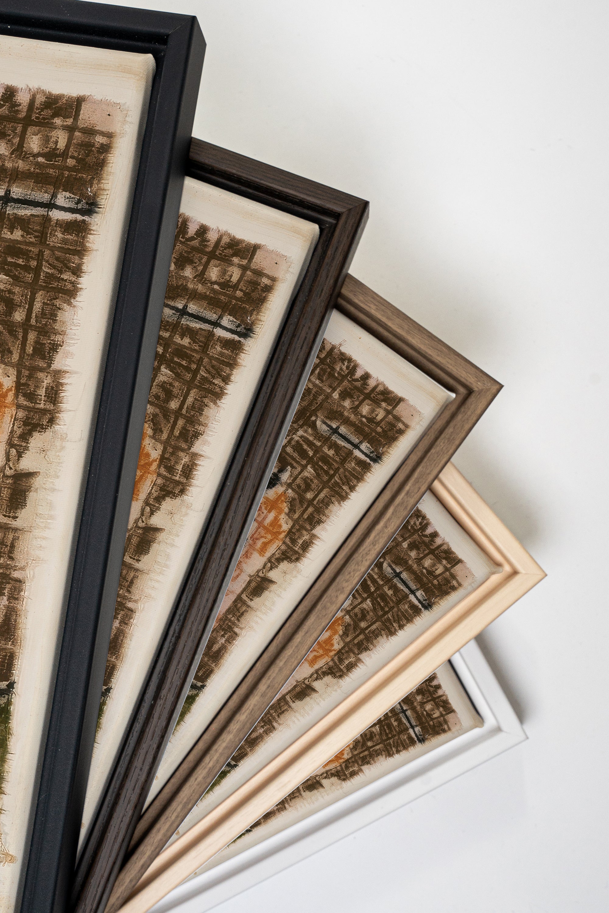 PRIMITIVE GRID, Oeuvre sur toile étirée, encadré Brun Noyer