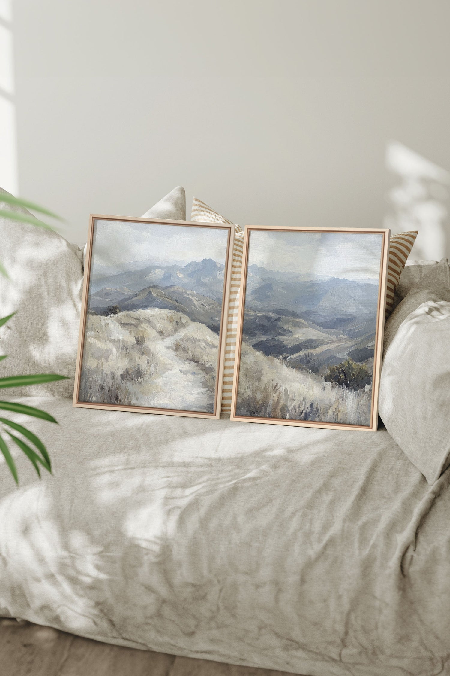 OLEKA CANVAS - ECLIPSED VALLEYS DUO, 2 Oeuvres sur toile étirée, encadré Naturel Clair