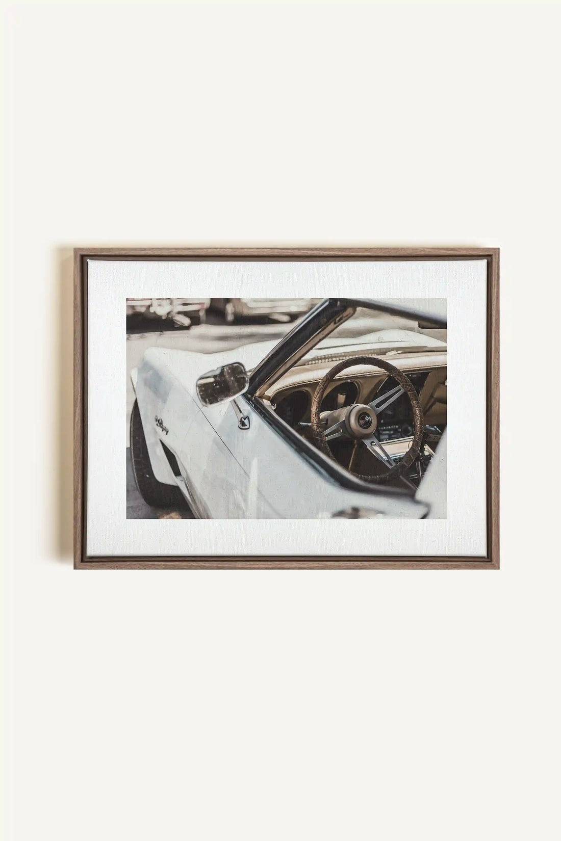 LUXURY RIDE, Oeuvre sur toile étirée, encadré Brun Chêne