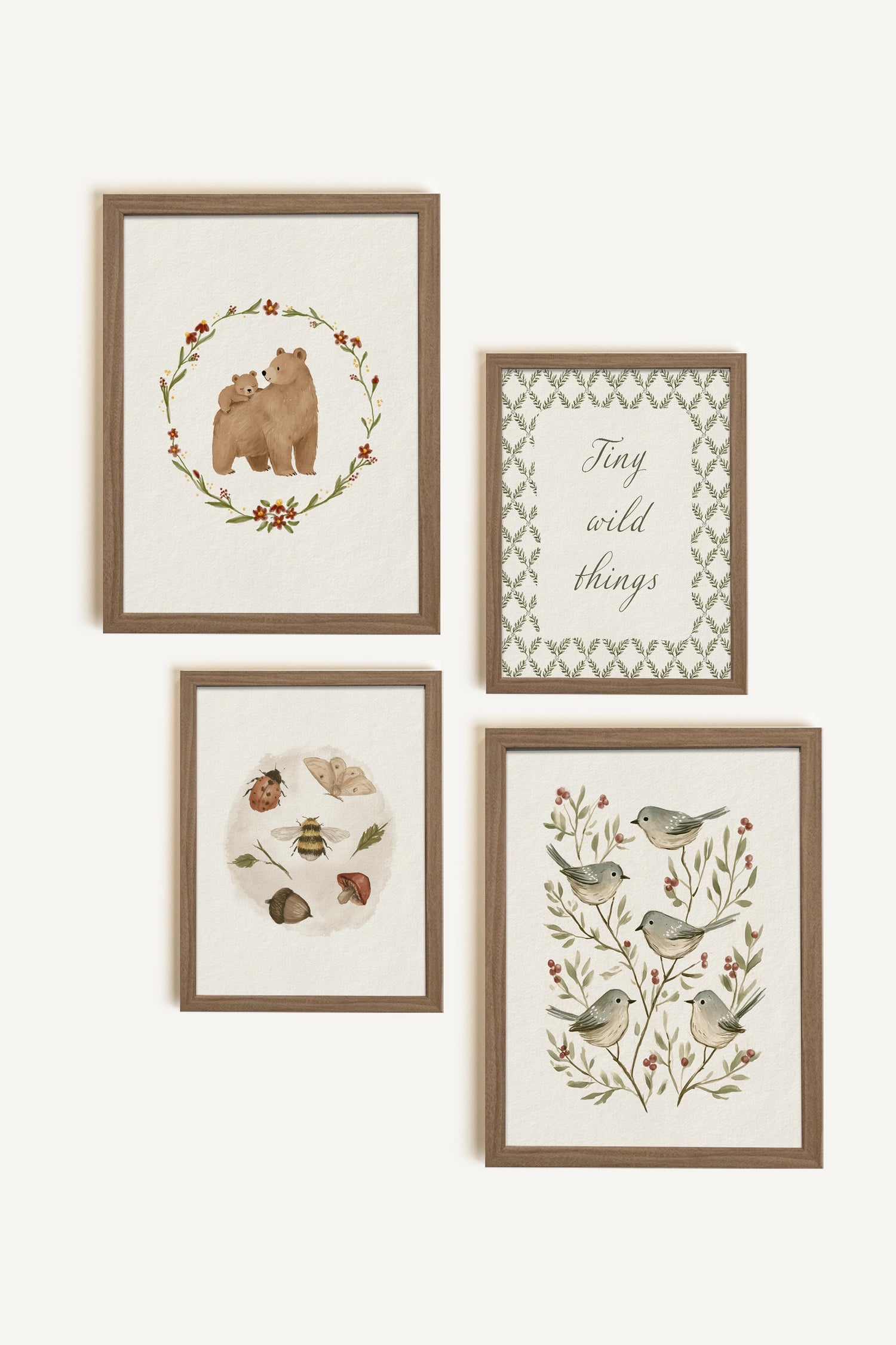 Little Forest Wonders, ensemble de 4 œuvres sur toile rigide, encadré brun chêne
