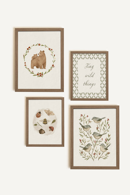 Little Forest Wonders, ensemble de 4 œuvres sur toile rigide, encadré brun chêne