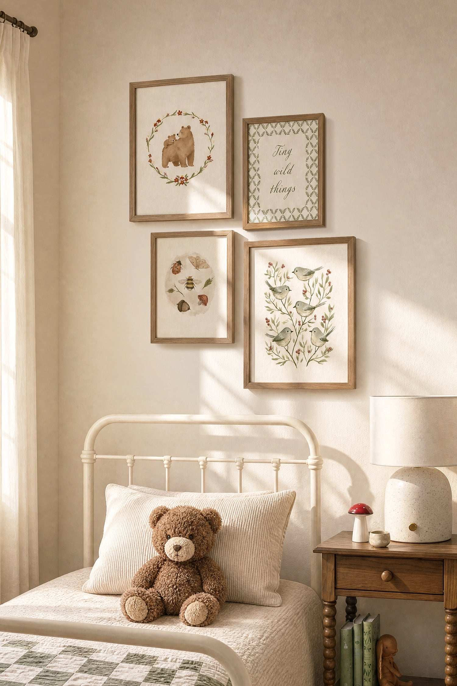 Little Forest Wonders, ensemble de 4 œuvres sur toile rigide, encadré brun chêne