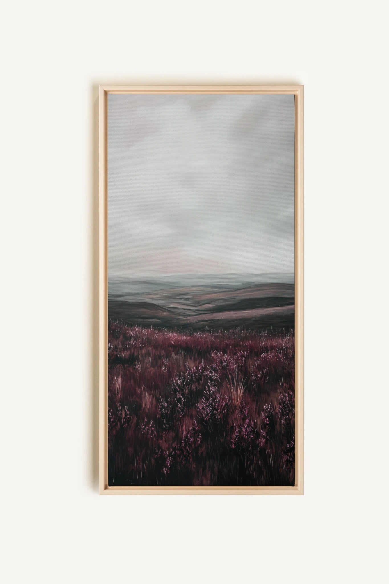PURPLE STILLNESS, Oeuvre sur toile étirée, encadré Naturel Clair