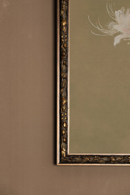 Whispering Bloom, Oeuvre sur toile rigide, encadré Vintage Bronze