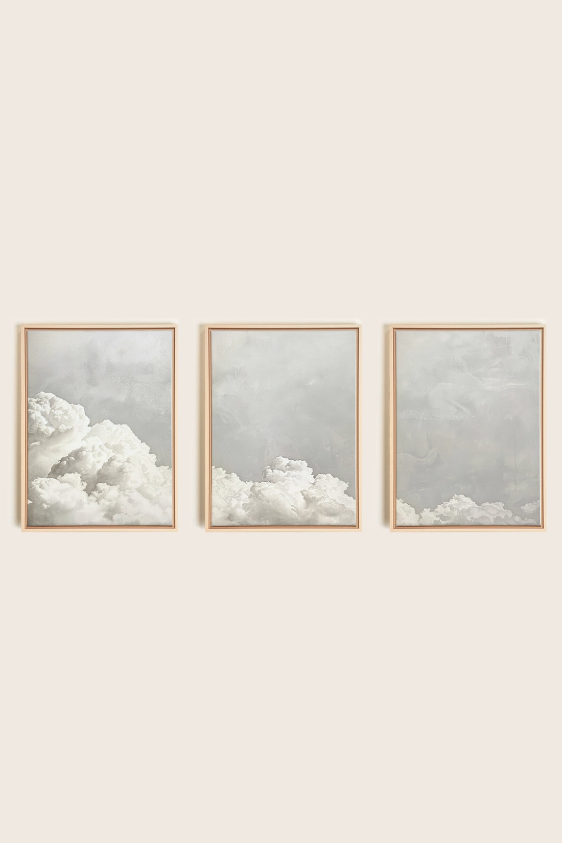 ANTIQUE CLOUDSCAPE TRIO, 3 Oeuvres sur toile étirée, encadré Naturel Clair