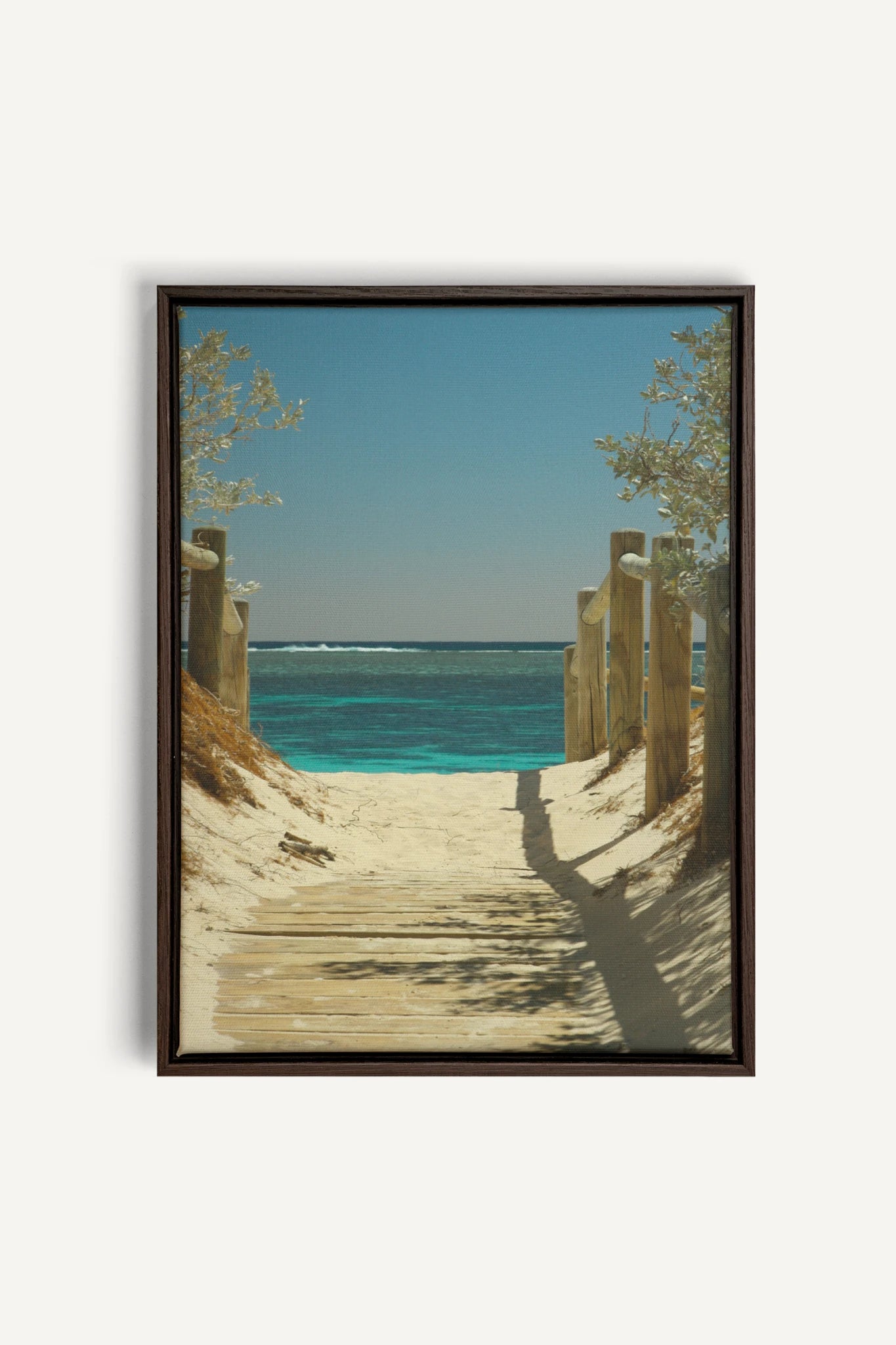 AZURE WALK, Oeuvre sur toile étirée, encadré Brun Noyer