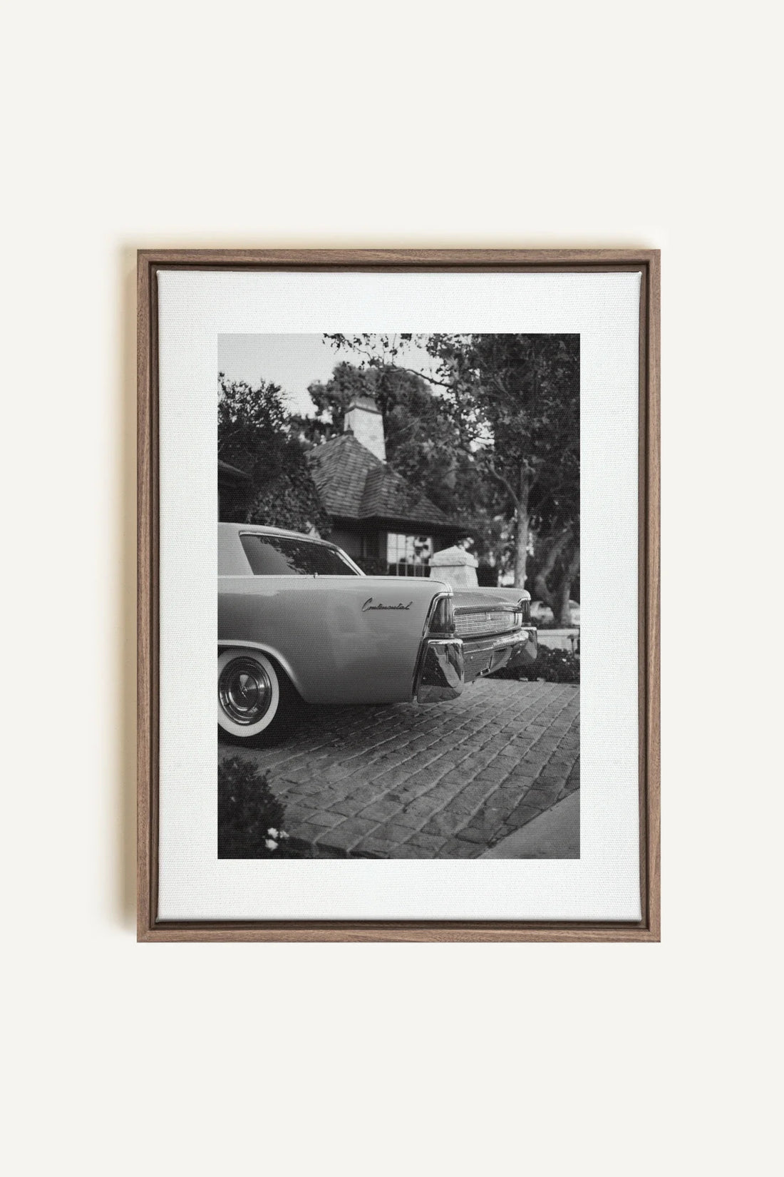 OLEKA CANVAS - CONTINENTAL CHARM, Oeuvre sur toile étirée, encadré Brun Chêne