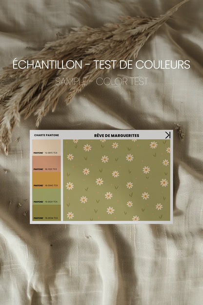RÊVE DE MARGUERITE, Oeuvre sur toile rigide, encadré Naturel Clair