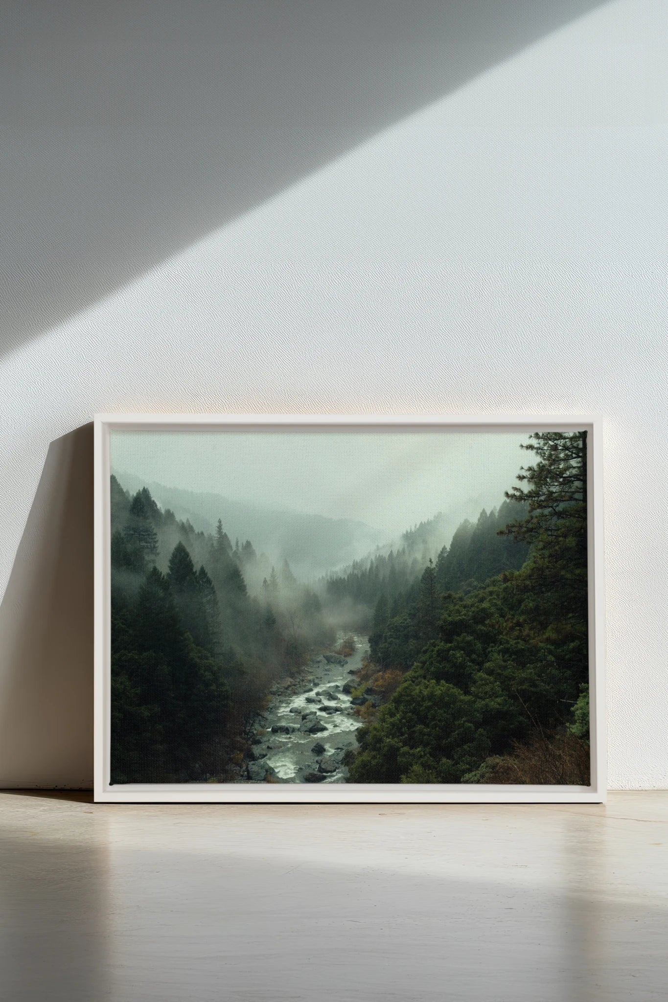 EMERALD VALLEY, Oeuvre sur toile étirée, encadré Blanc