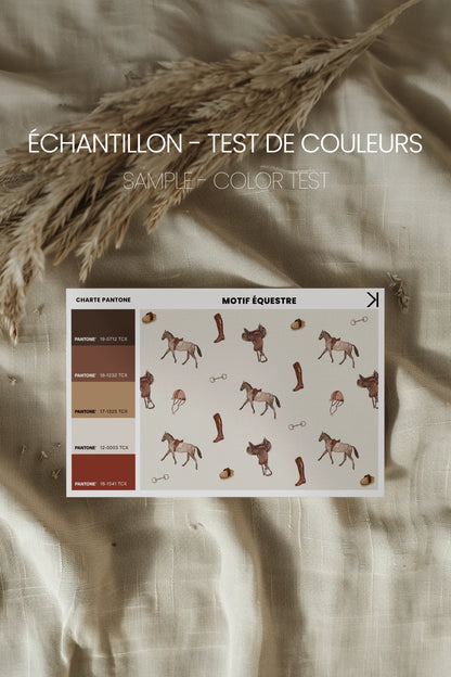 MOTIF ÉQUESTRE, Oeuvre sur toile rigide, encadré brun chêne