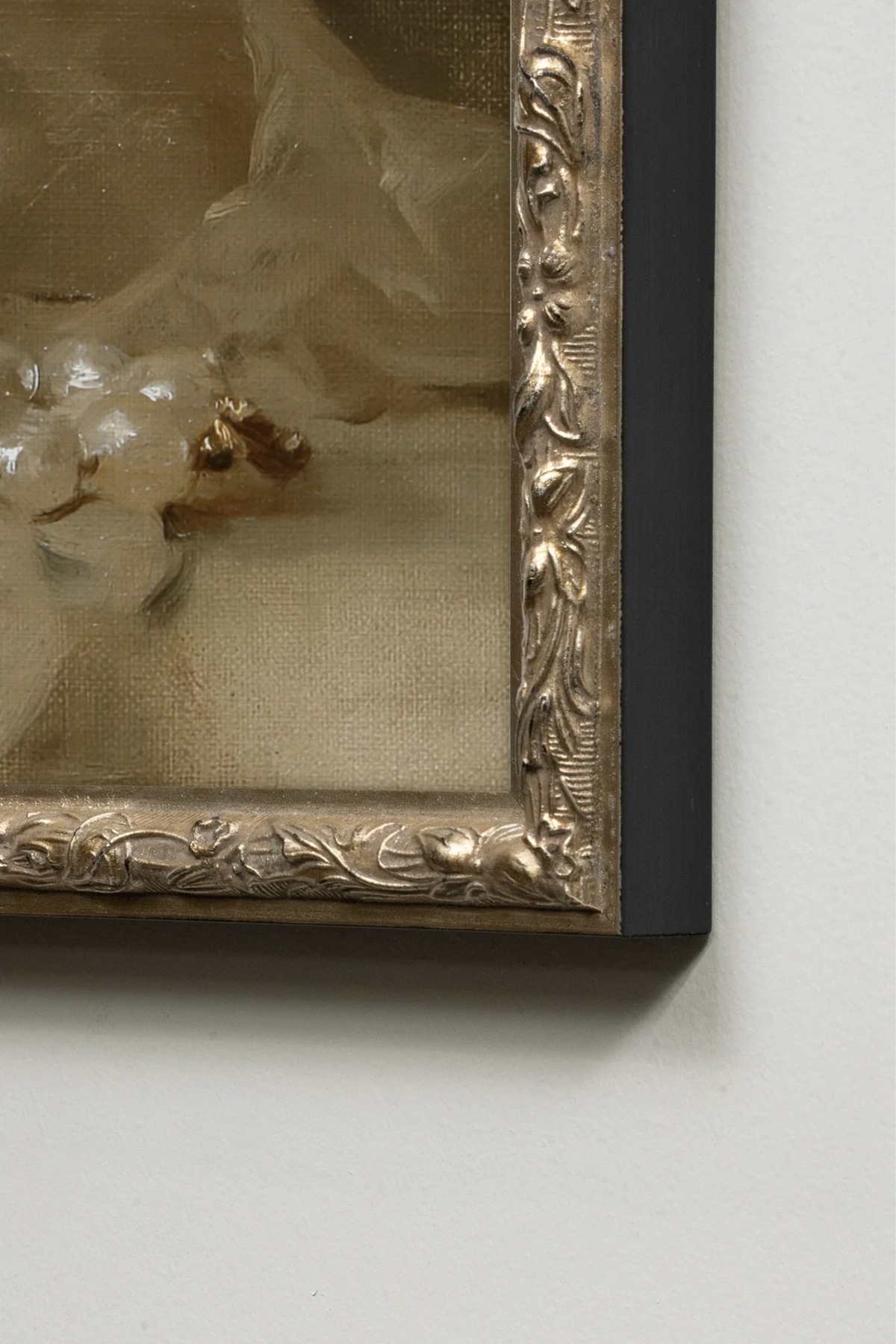 Pearls &amp; Flame, Oeuvre sur toile rigide, encadré Vintage Argent
