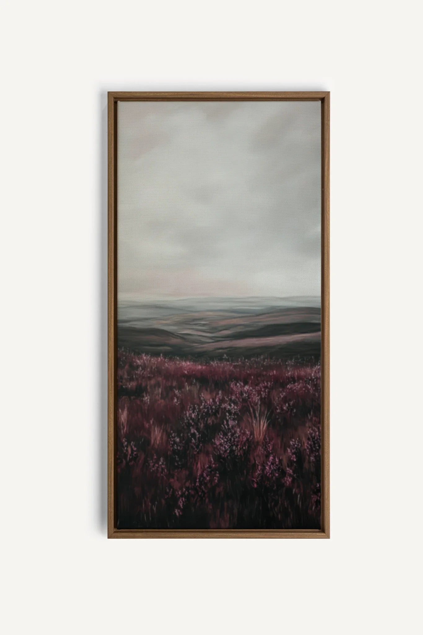 OLEKA CANVAS - PURPLE STILLNESS, Oeuvre sur toile étirée, encadré Brun Chêne