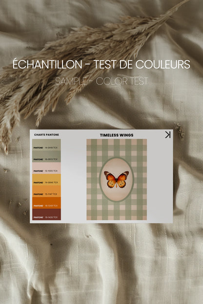 TIMELESS WINGS, Oeuvre sur toile étirée, encadré Vintage Or