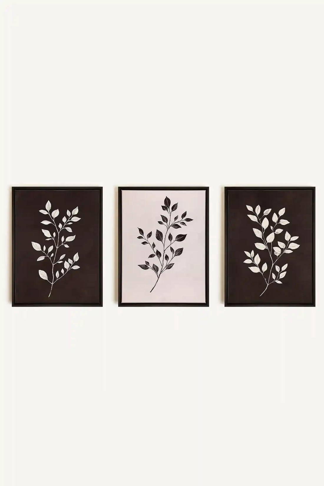 TRIO FEUILLAGE BRUN, 3 Works on stretched canvas, black framed
