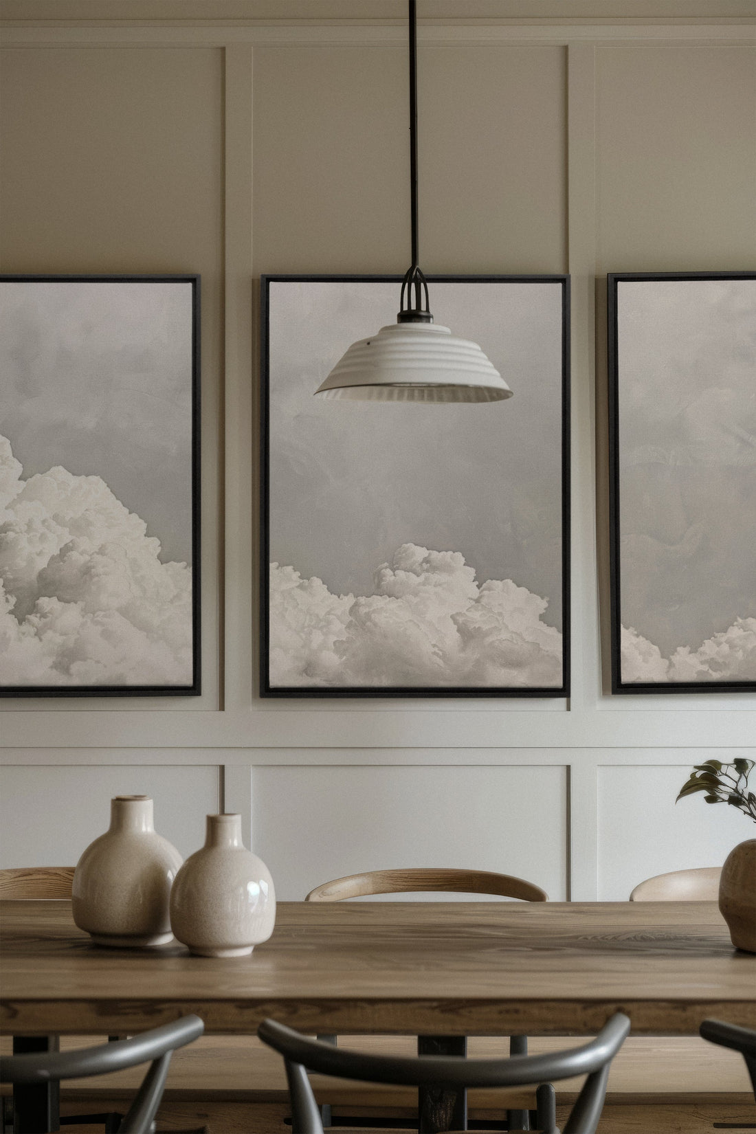 OLEKA CANVAS - ANTIQUE CLOUDSCAPE TRIO, 3 Oeuvres sur toile étirée, encadré Noir