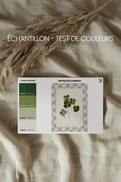UN PEU DE CHANCE, Oeuvre sur toile rigide, encadré brun chêne